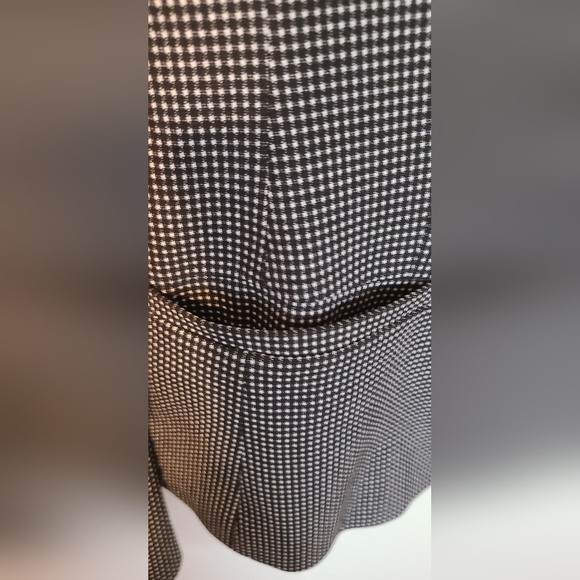 Black jacket by Banana Republic - Picture 3 of 10